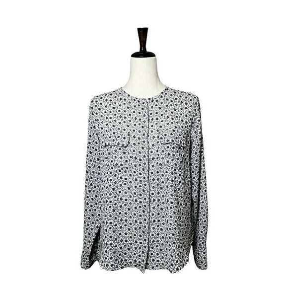 Who What Wear Tops - Who What Wear Black & White Floral Button Down Long Sleeve Blouse Size S
